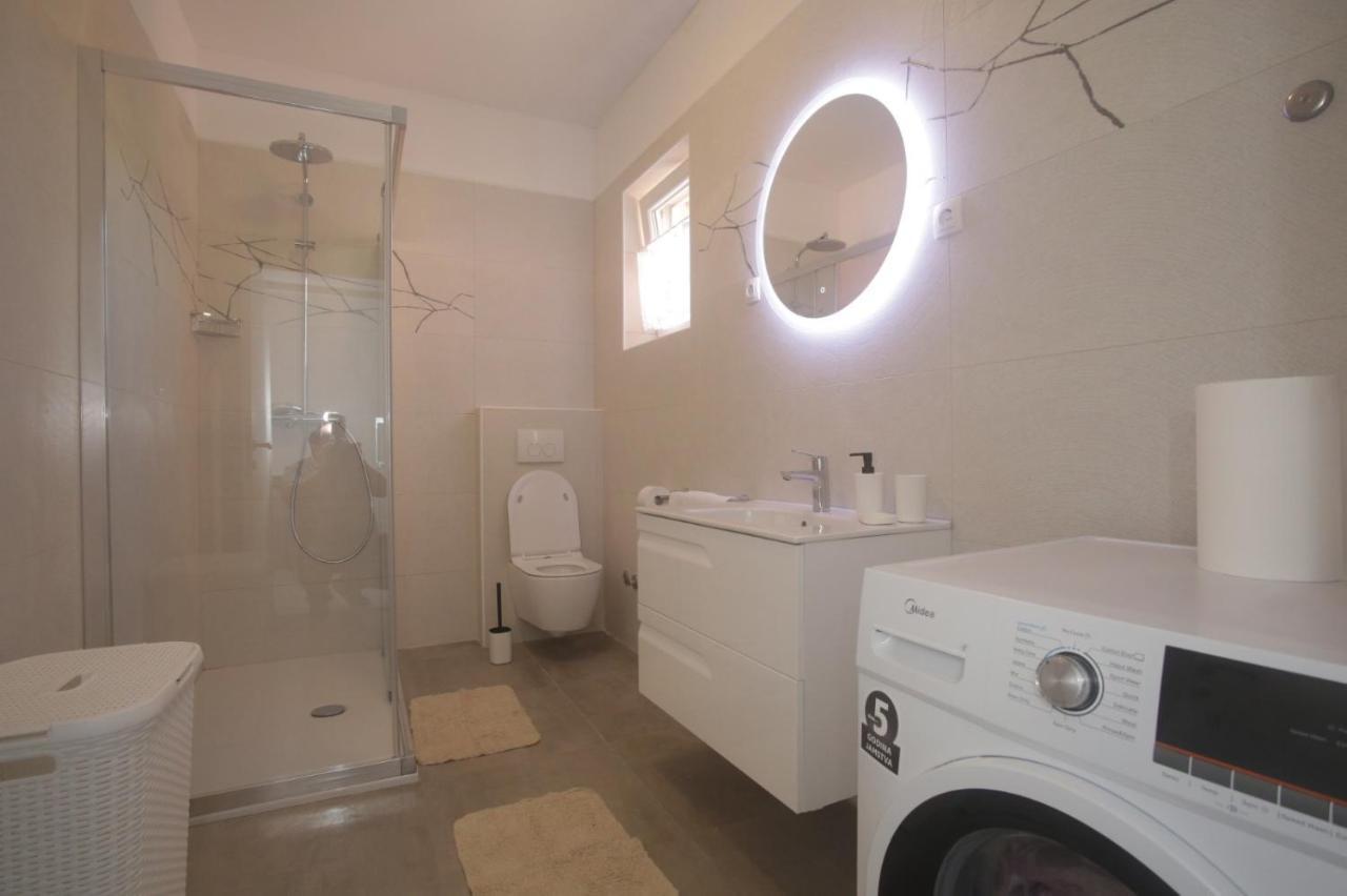 Apartmani Carmen Bibinje Bagian luar foto