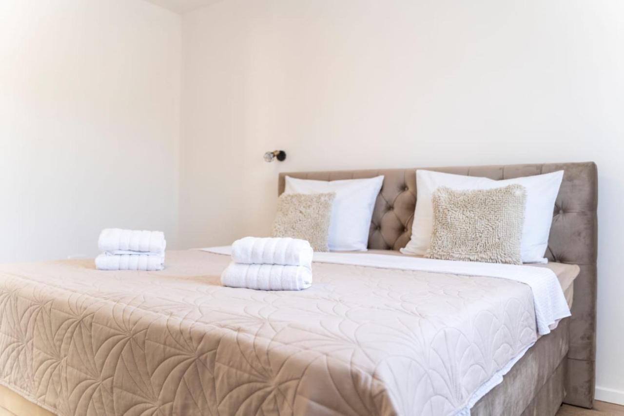 Apartmani Carmen Bibinje Bagian luar foto