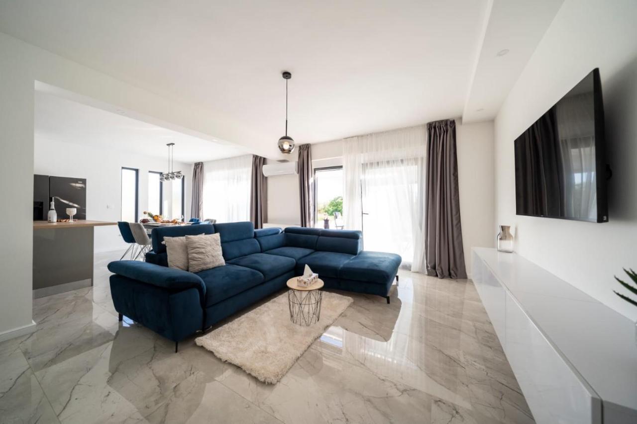 Apartmani Carmen Bibinje Bagian luar foto