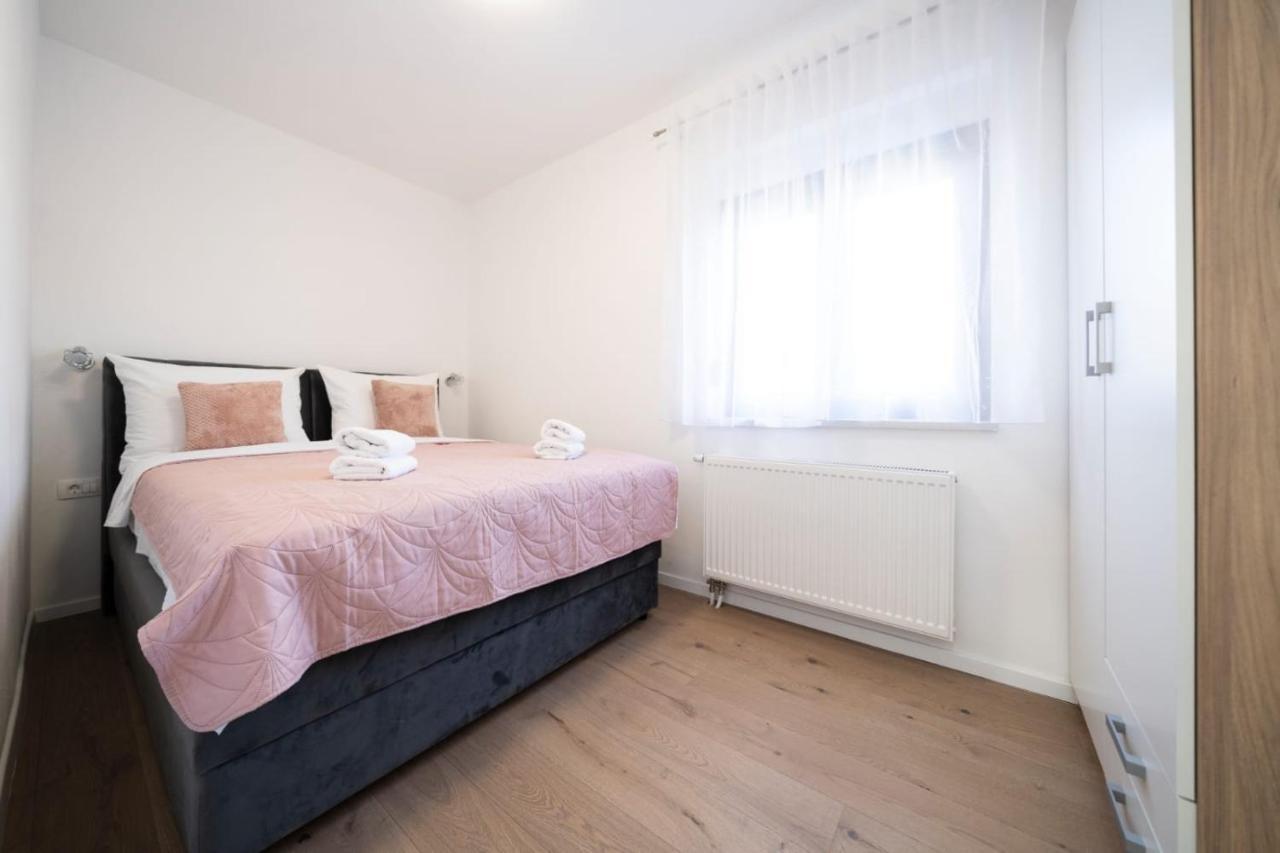 Apartmani Carmen Bibinje Bagian luar foto