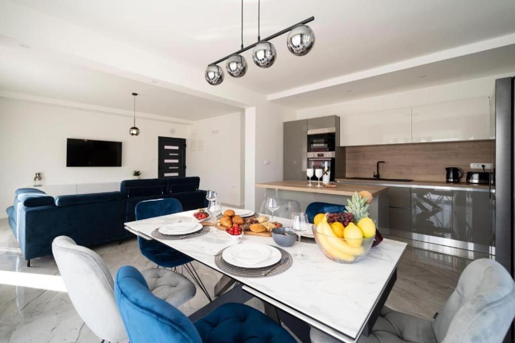 Apartmani Carmen Bibinje Bagian luar foto
