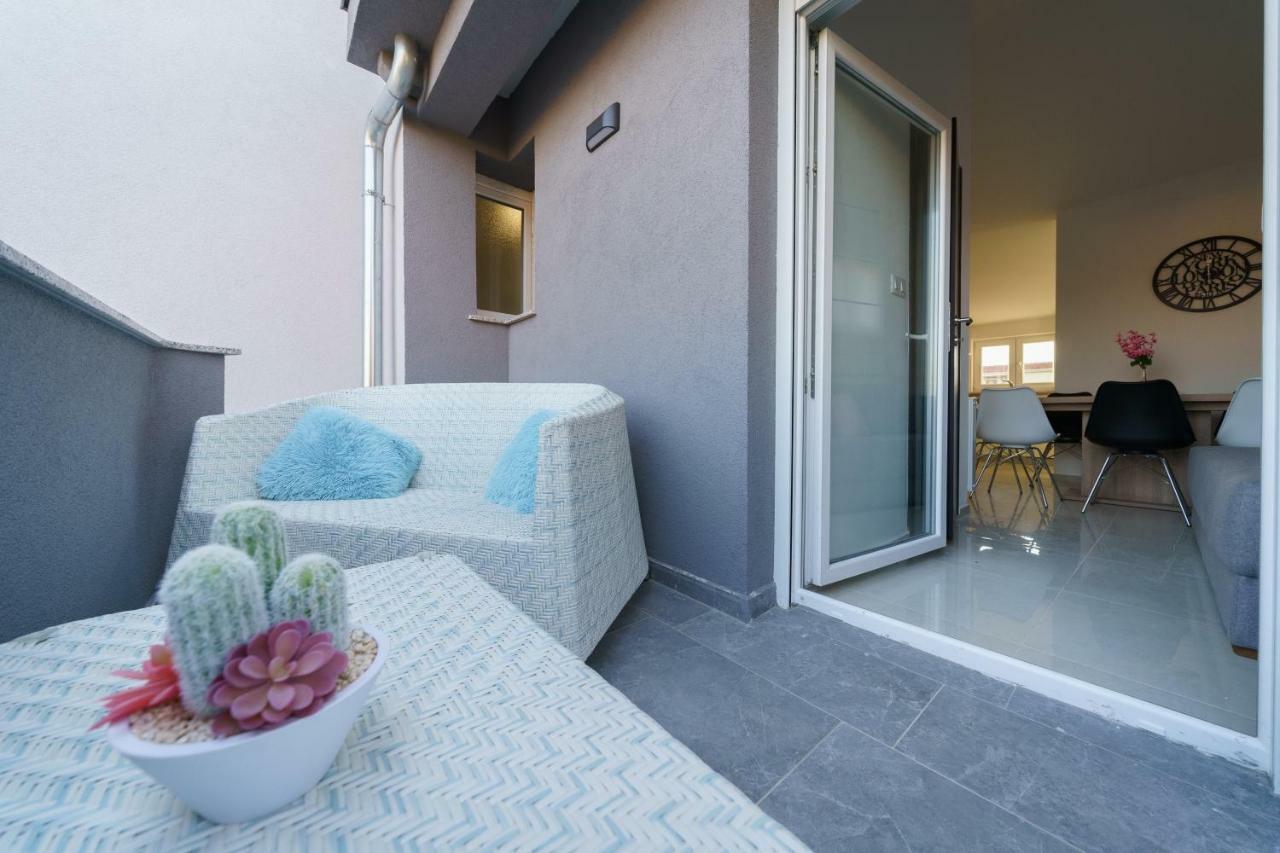 Apartmani Carmen Bibinje Bagian luar foto