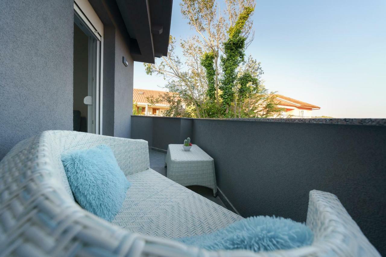 Apartmani Carmen Bibinje Bagian luar foto