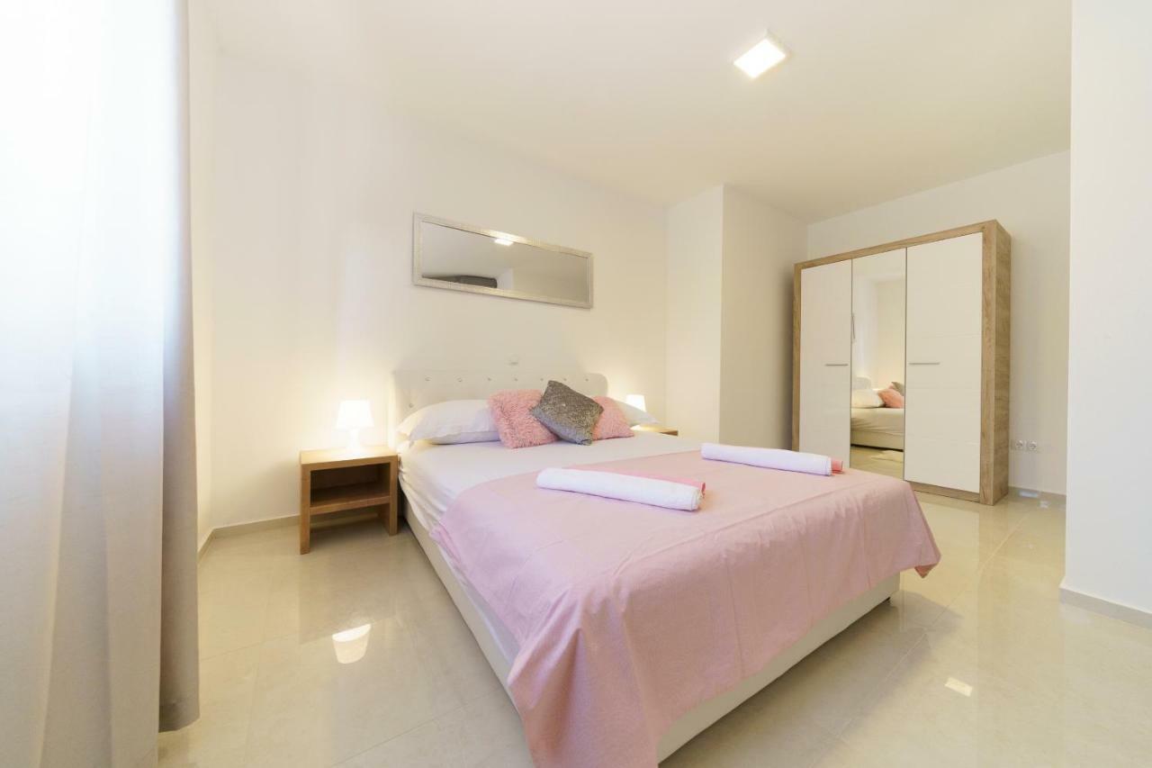 Apartmani Carmen Bibinje Bagian luar foto